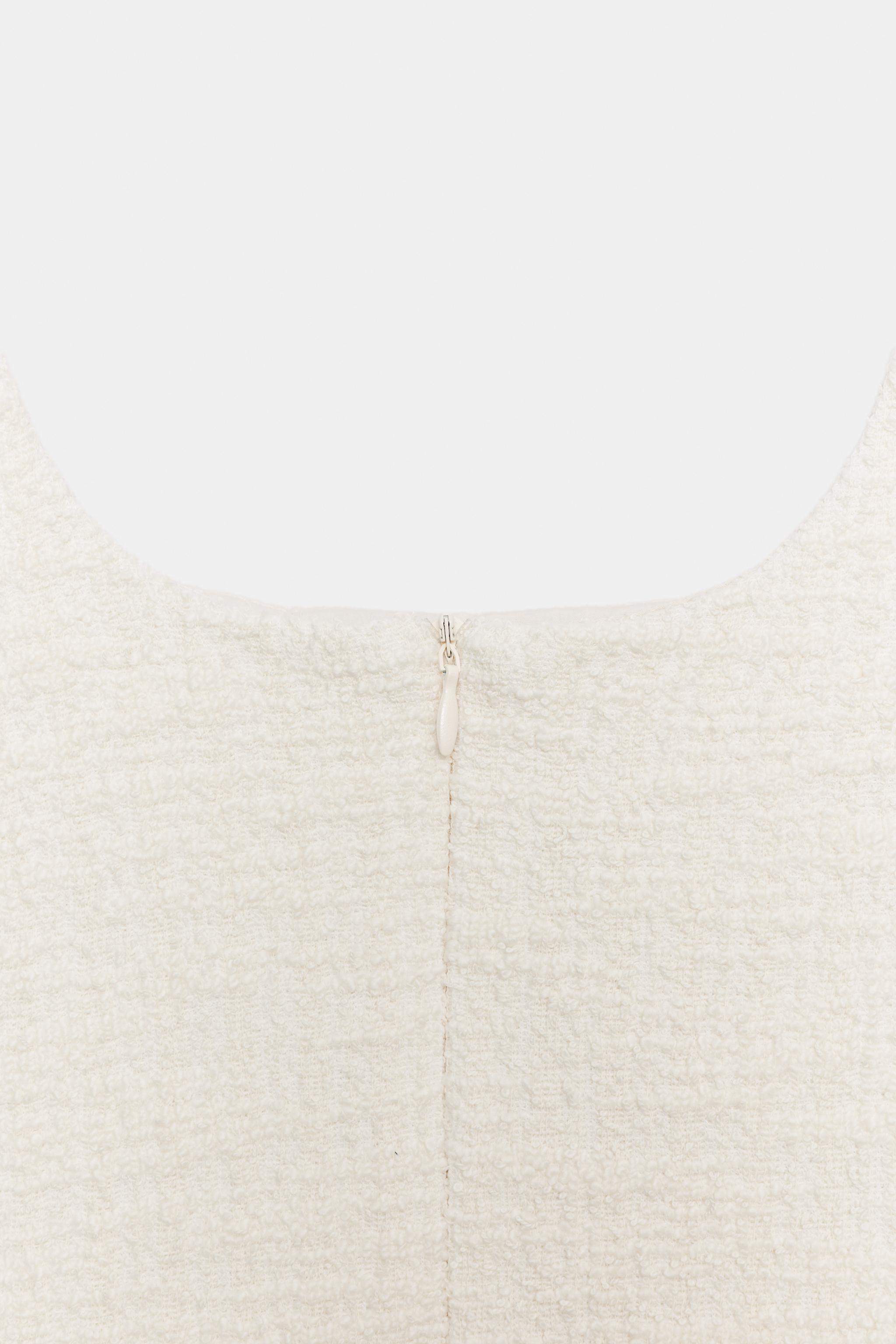 SHORT TEXTURED DRESS